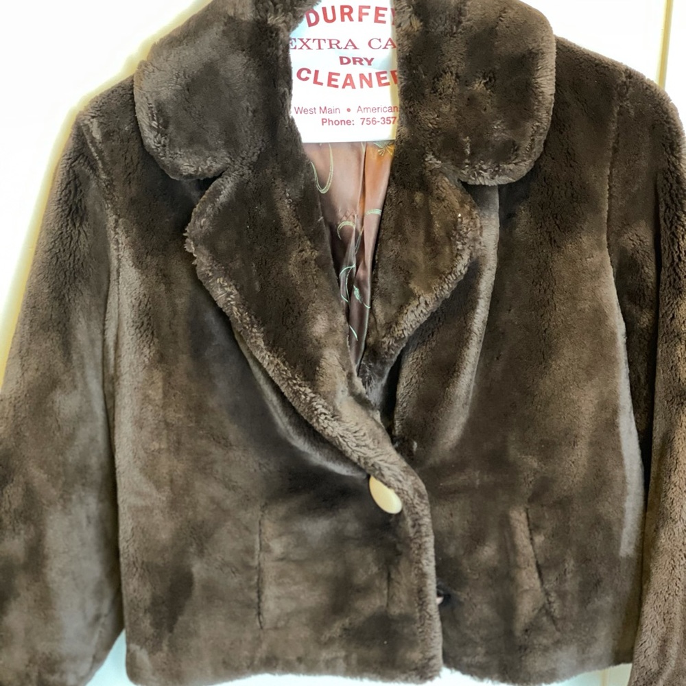 Vintage Kissing Cousin faux fur shrug
